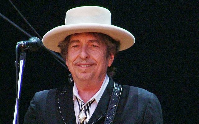 Ο Bob Dylan θα κυκλοφορήσει την ταινία και το άλμπουμ «Shadow Kingdom»