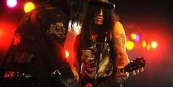 ΔΕΥΤΕΡΟ SOLO ALBUM O SLASH