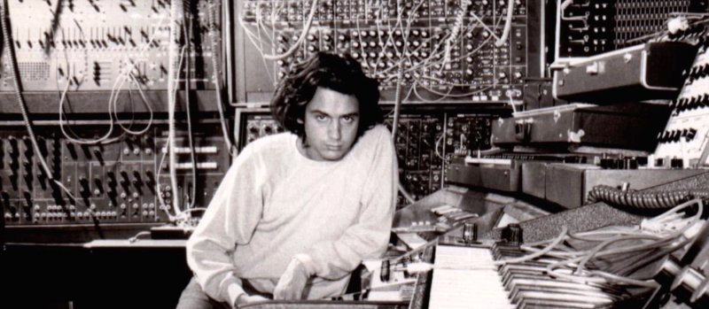 Ο Jean-Michel Jarre αποχαιρετά τον Florian Schneider