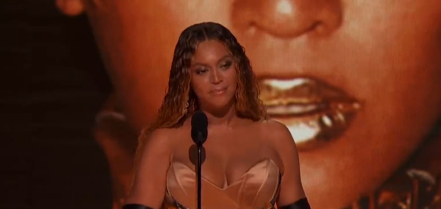 Beyonce, η θριαμβεύτρια των βραβείων Grammy