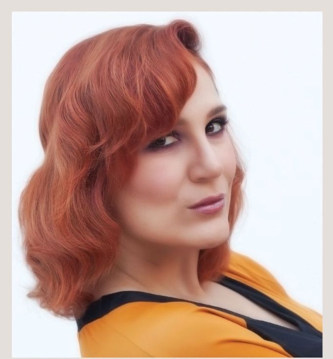 Η Βίκυ Καρατζόγλου στο Σταυρό του Νότου Plus