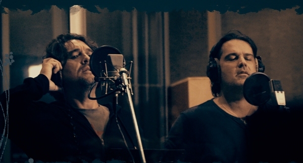 «Παράξενο Λουλούδι»: Νέο τραγούδι από τον Θοδωρή Κοτονιά και τον Γιώργο Πλατή