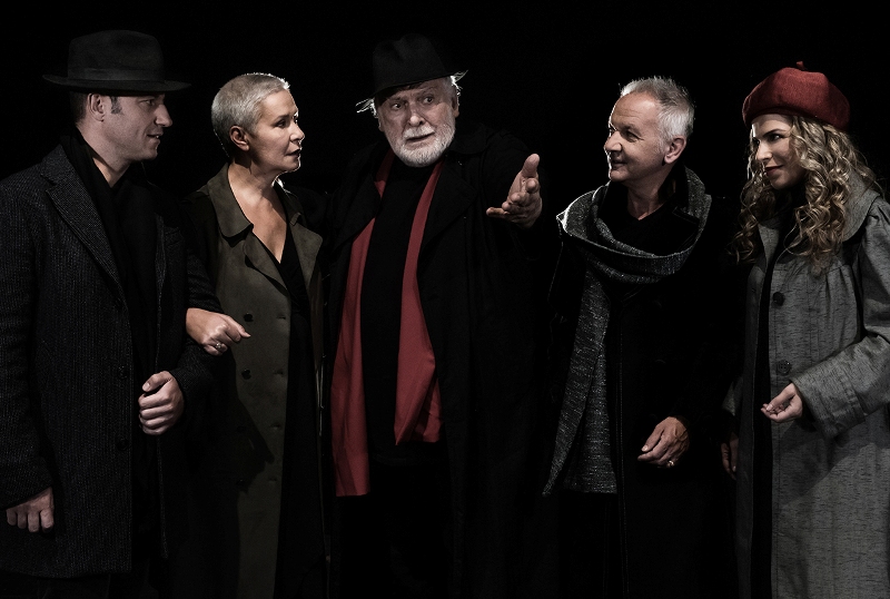 Ο Χρήστος Θηβαίος και η Μελίνα Κανά σε μουσικοθεατρική παράσταση