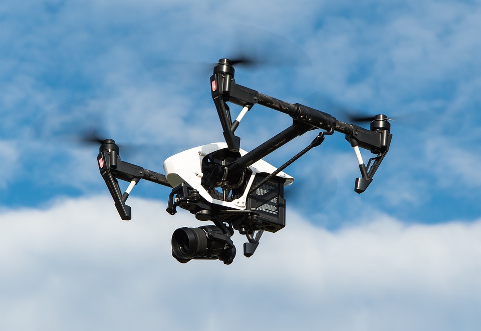Τέσσερα drones διαθέτει η ΕΡΤ αλλά τα κρατάει καθηλωμένα