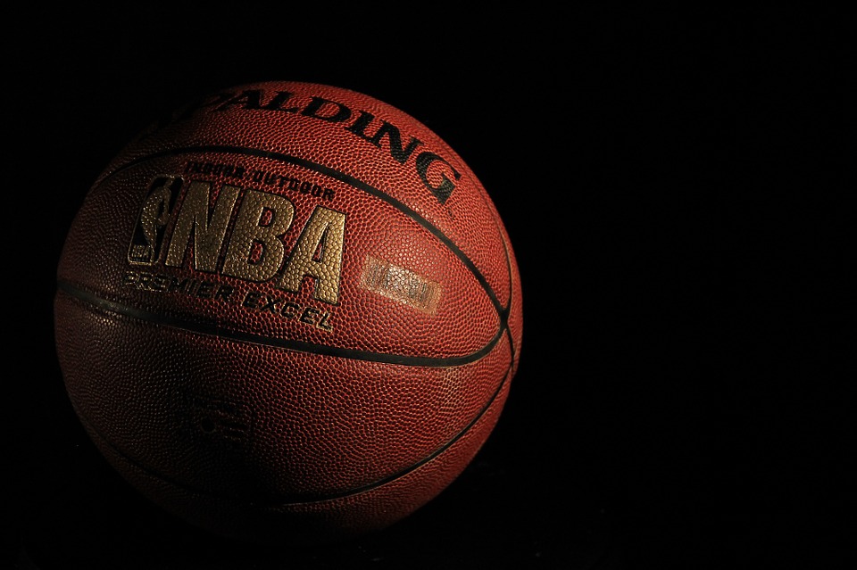 Στην Cosmoτε TV για άλλη μια διετία το NBA 