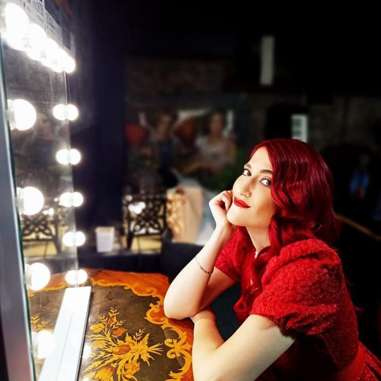 Η Ζανέλ στο Μπαράκι της Διδότου