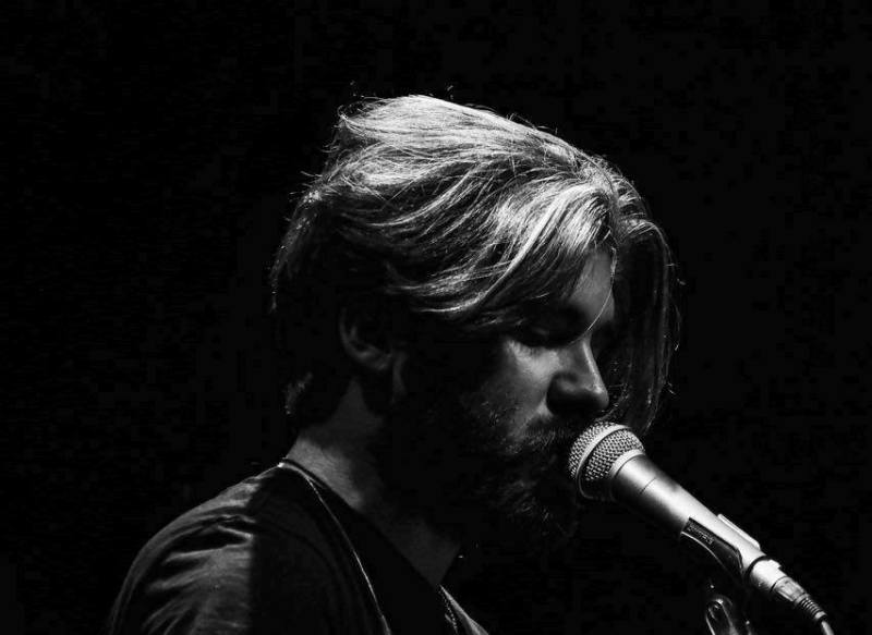 «Μου λείπει να μοιράζομαι μουσικές με κόσμο από κοντά»