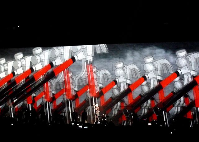 Ο Eric Clapton, ο Peter Gabriel, ο Nick Mason και άλλοι ζητούν να ανακληθεί η απαγόρευση συναυλιών του Roger Waters