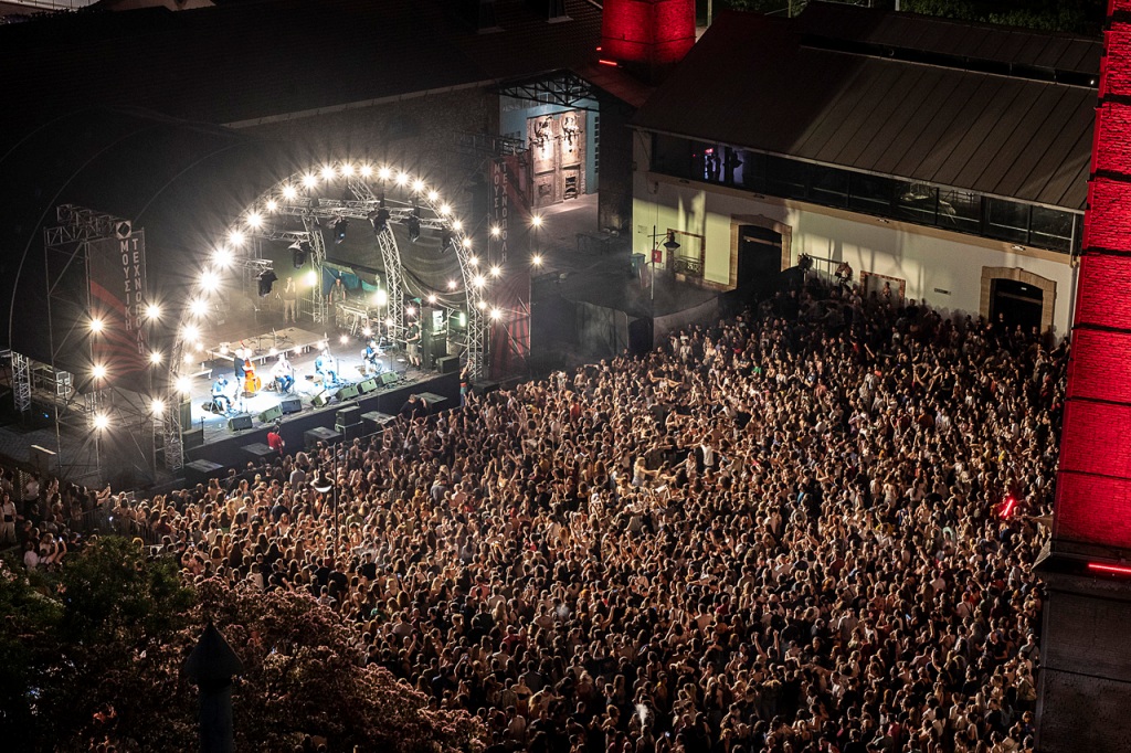 Ρίζες Φεστ στην Τεχνόπολη