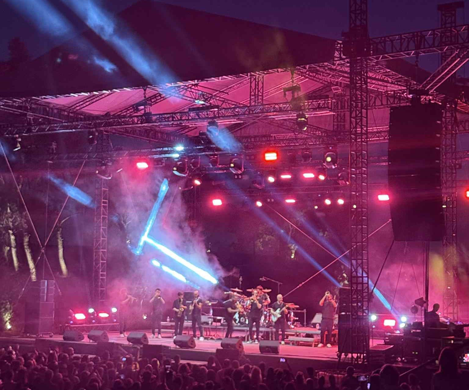 Πήγαμε, είδαμε τον Ibrahim Maalouf στο Λυκαβηττό, γαμήλιο party, λέει...