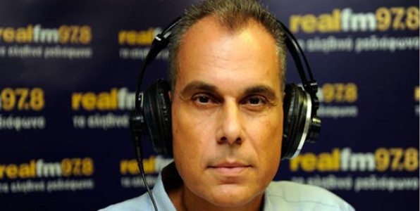 Εκτός Real FM ο Νίκος Στραβελάκης