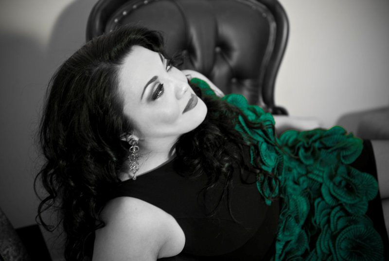 Η Μαρίτα Παπαρίζου στο Δημοτικό Θέατρο Πειραιά