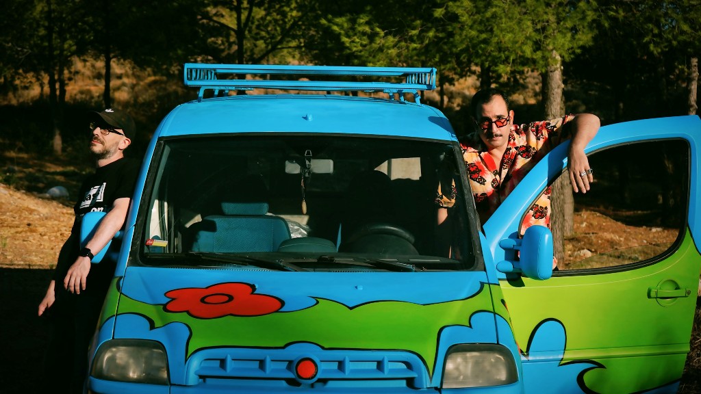 Ο Π.Ι.Ε.Β. των The Bad Poetry Social Club στο ΠΛΥΦΑ