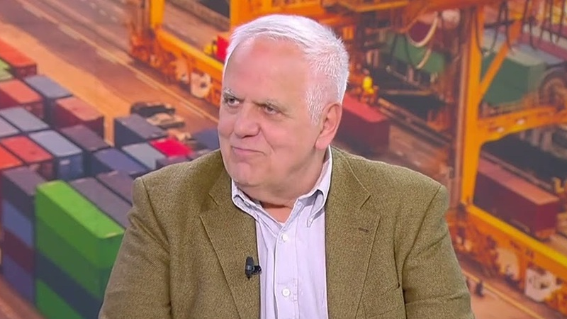 Ο Πάσχος Μανδραβέλης ξεκινά σε Νέα, Βήμα και Mega News 104.6