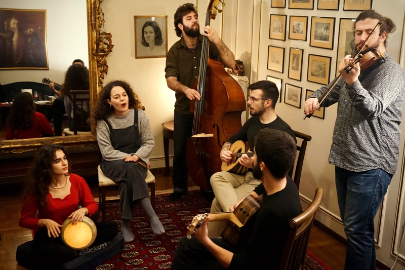 Παρουσίαση δίσκου των Αζάτι στο Faust