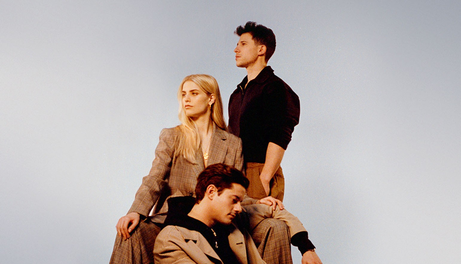 Τι ώρα θα βγουν απόψε οι London Grammar