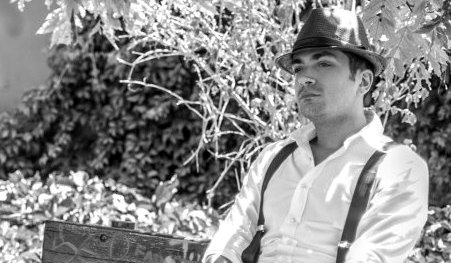 Ο Δημήτρης Κίκλης στο Γυάλινο Up Stage 