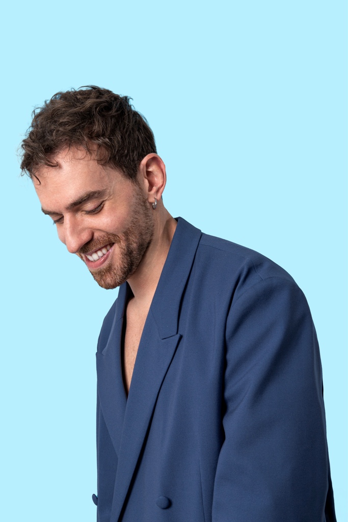 Ο Αλέξανδρος Τζοβάνι στο Caja de Música