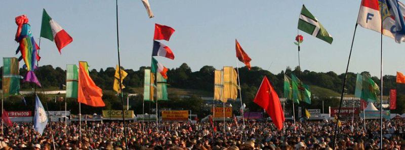 Σοκ και δέος: Αναβάλλεται και το φεστιβάλ του Glastonbury