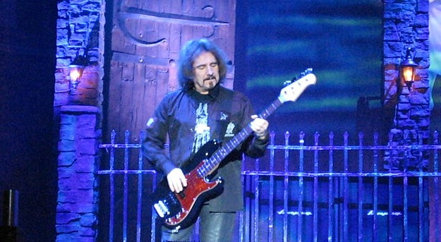 Ο μπασίστας των Black Sabbath Geezer Butler βγάζει αυτοβιογραφία 