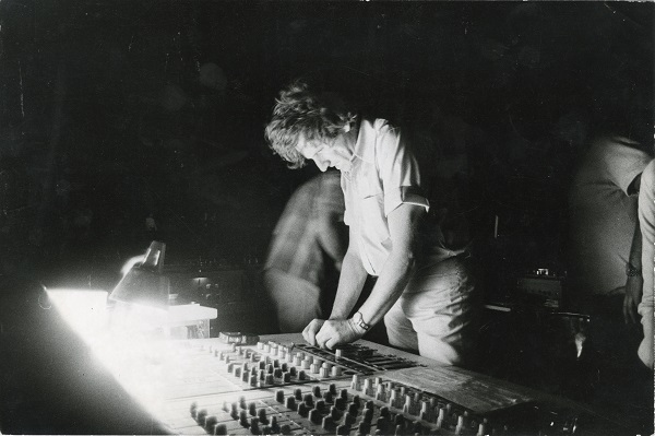 Δύο εκθέσεις για τον Ιάννη Ξενάκη στο ΕΜΣΤ