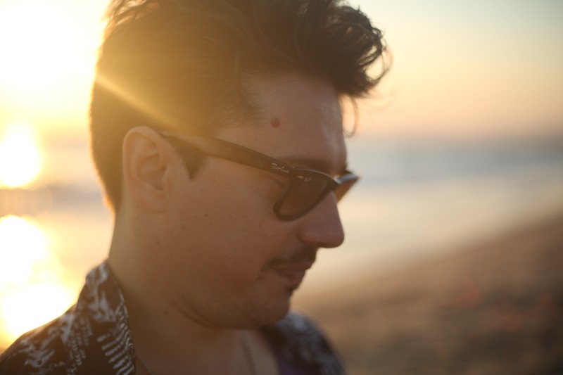 Τι απεχθάνεστε περισσότερο απ’ όλα; Το κράτος, το ρατσισμό, τη μισαλλοδοξία. Αυτά ταυτίζονται στις μέρες μας.