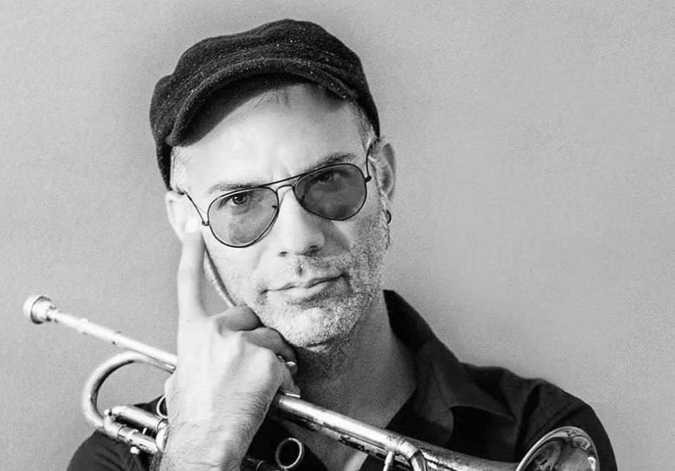 Γιώργος Αβραμίδης: «Η μουσική είναι η ίδια η ζωή μου»