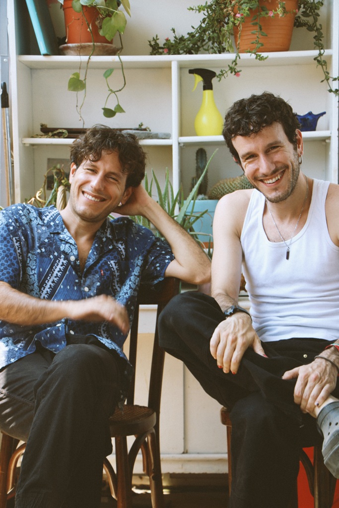 Τα Καλογεράκι στη σκηνή του Σταυρού του Νότου Plus