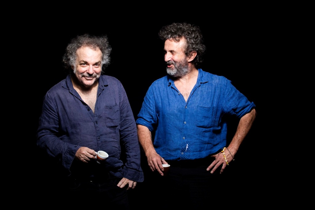 Οι Xylouris White στο Θέατρο «Δόρα Στράτου»