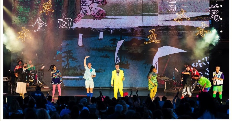 Φωτορεπορτάζ: Η εντυπωσιακή πρεμιέρα της Ταράτσας του Φοίβου