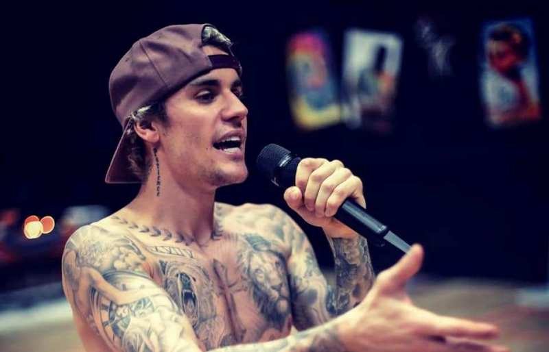 Όλα τα είχαμε, η προσευχή του Τζάστιν Μπίμπερ μας έλειπε