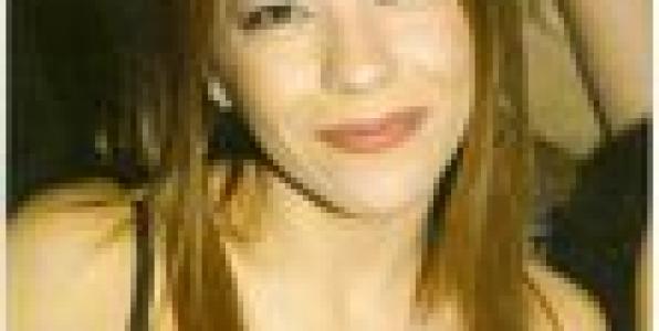 Η Εύη Αγγελίνα του DERTI 98,6 μιλάει στο e-tetRadio