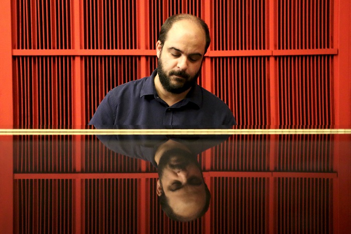 Ο Μιχάλης Γούτης παρουσιάζει το νέο του δίσκο