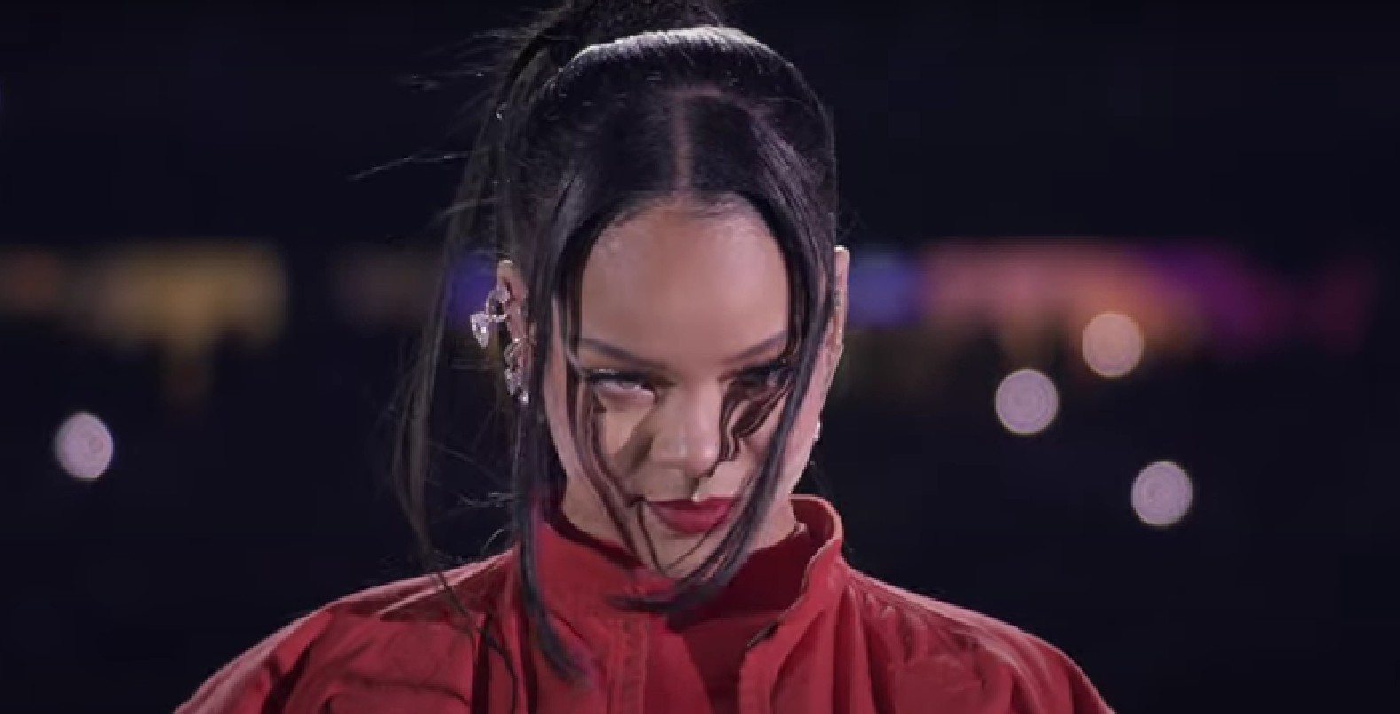 Δείτε το βίντεο με το Halftime Show της Rihanna από τον τελικό του Super Bowl