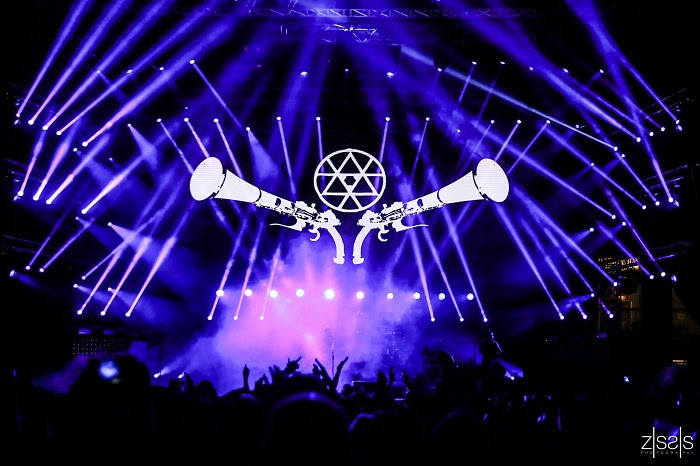 Ολοκαίνουργιοι Villagers of Ioannina City (listen)