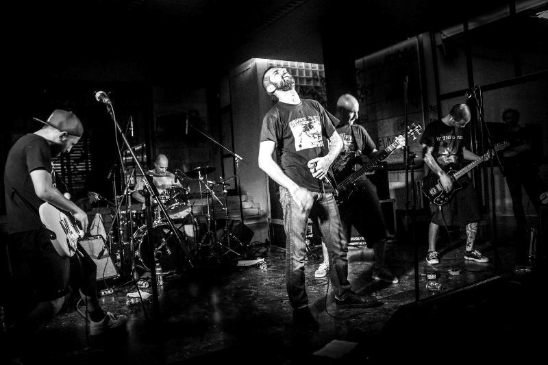 Άλλος Κόσμος και Junkheart ζωντανά στην Αθήνα