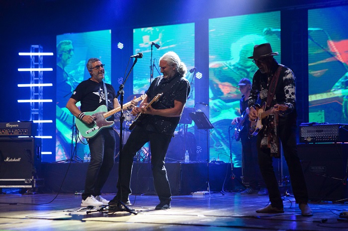  Οι Dire Straits Legacy στο Christmas Theater