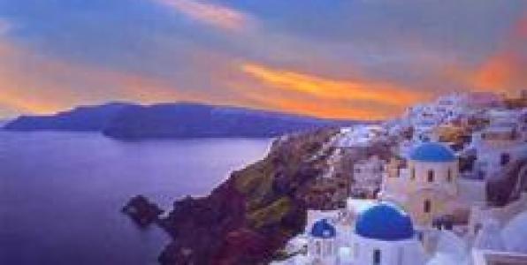 ΣΤΗ ΣΑΝΤΟΡΙΝΗ ΜΕ ΤΟΝ ΛΑΜΨΗ 92,3