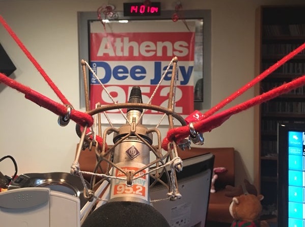Οι παραγωγοί του Athens DeeJay 95.2, του Rock FM 96.9 και του Λάμψη 92.3 μιλούν για το ραδιόφωνο