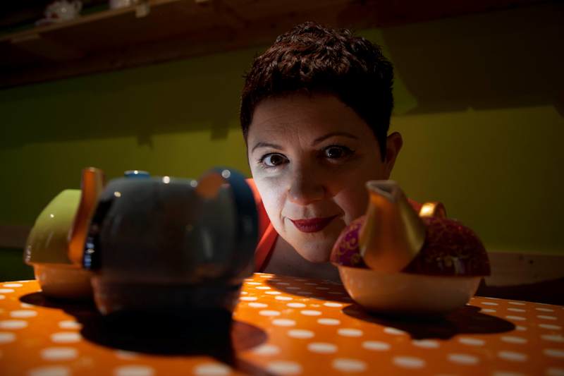 V for Victoria στο Red Jasper Cabaret Theatre