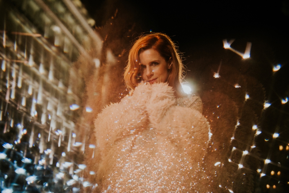 Η Lou Is στη σκηνή του FAUST 