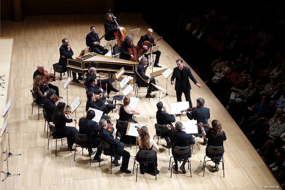 Η Καμεράτα-Ορχήστρα των Φίλων της Μουσικής γιορτάζει τα Χριστούγεννα στο Μέγαρο 