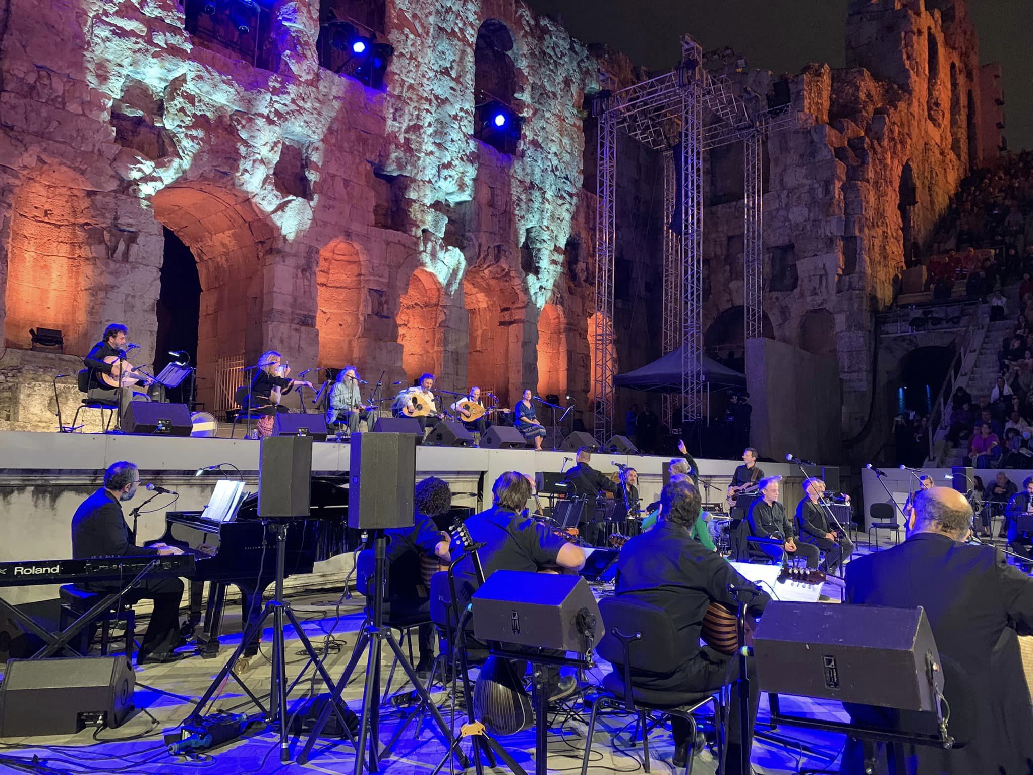 Ξαρχάκος να παίζει Ξυλούρη, ξέρεις ότι (θα) είναι κάτι το ασύλληπτο