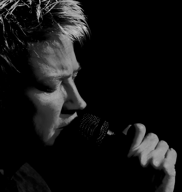 Anne Clark, Peter Hook, Anja Huwe (Xmal Deutschland) και πολλοί ακόμα στο Death Disco Festival