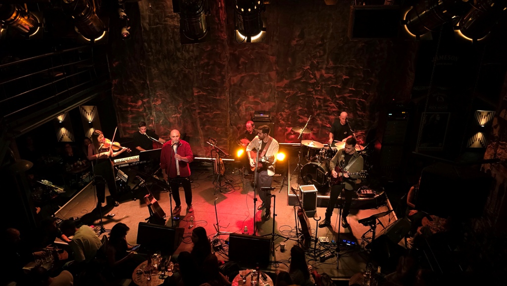 Ο Γιώργος Χουβαρδάς και ο Στέλιος Κοτίδης επιστρέφουν στο Σταυρό του Νότου