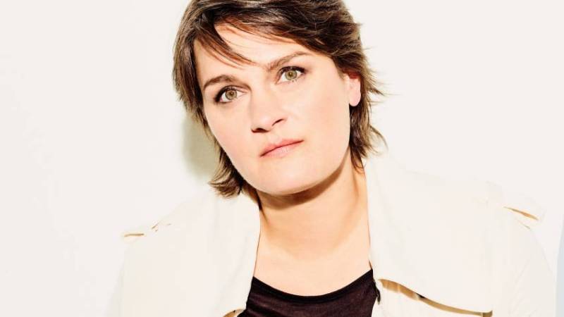 H Madeleine Peyroux προτρέπει τους Αμερικανούς να ψηφίσουν