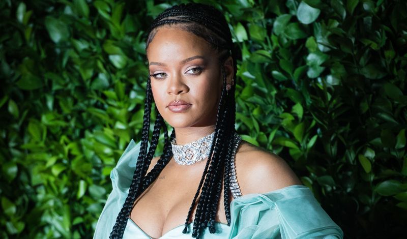Η Rihanna επιστρέφει στις ηχογραφήσεις μετά από τρία χρόνια