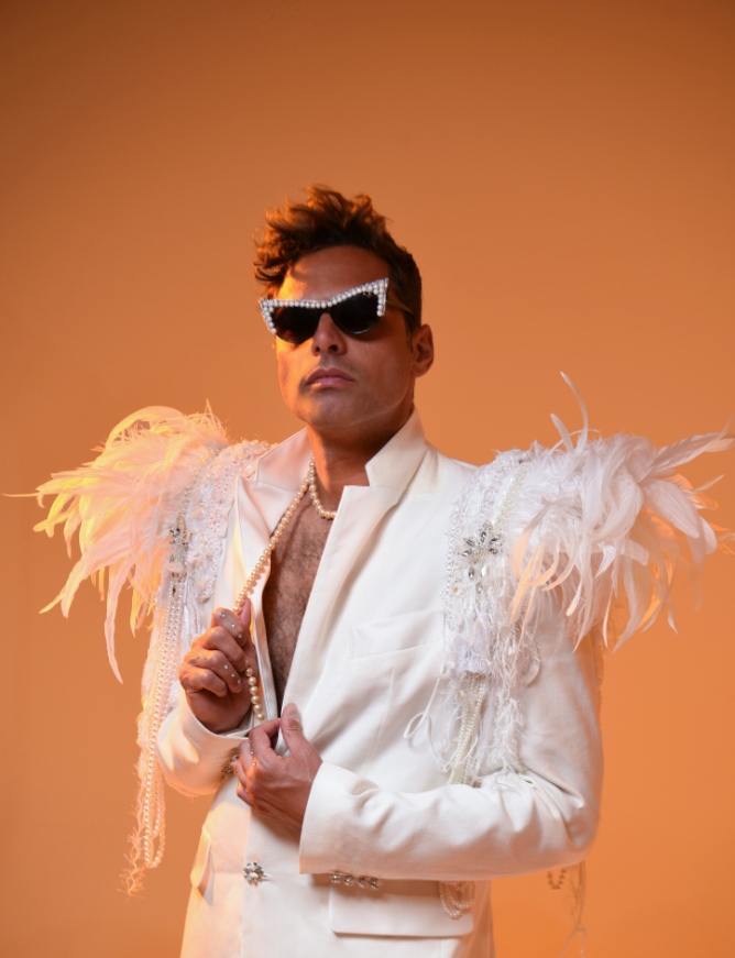 Οι Polkar γιορτάζουν στον Σταυρό του Νότου