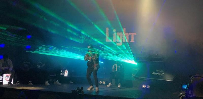 20 trappers στην ίδια σκηνή σε τρεις διαδικτυακές συναυλίες 