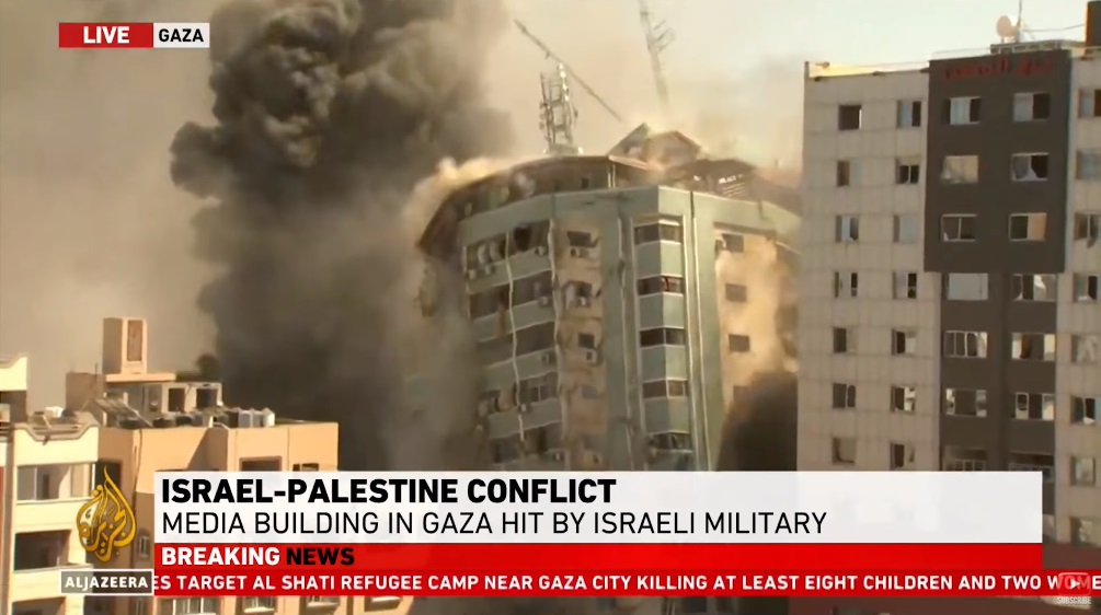 Ο ισραηλινός στρατός βομβάρδισε τα γραφεία του Al Jazeera και του AP στη Γάζα